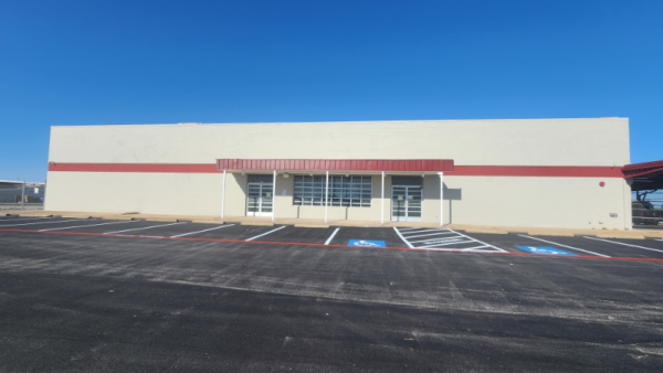 Uniseal-Arlington facility and parking area